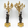 Grande garniture de cheminée, en bronze doré et patiné par Henri PICARD, Paris, Circa 1870 Grande garniture de cheminée, en bronze doré et patiné par Henri PICARD, Paris, Circa 1870