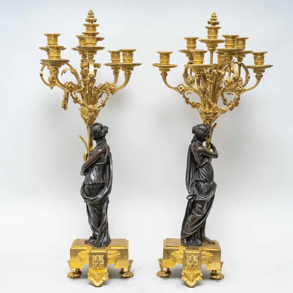 Grande garniture de cheminée, en bronze doré et patiné par Henri PICARD, Paris, Circa 1870 Grande garniture de cheminée, en bronze doré et patiné par Henri PICARD, Paris, Circa 1870