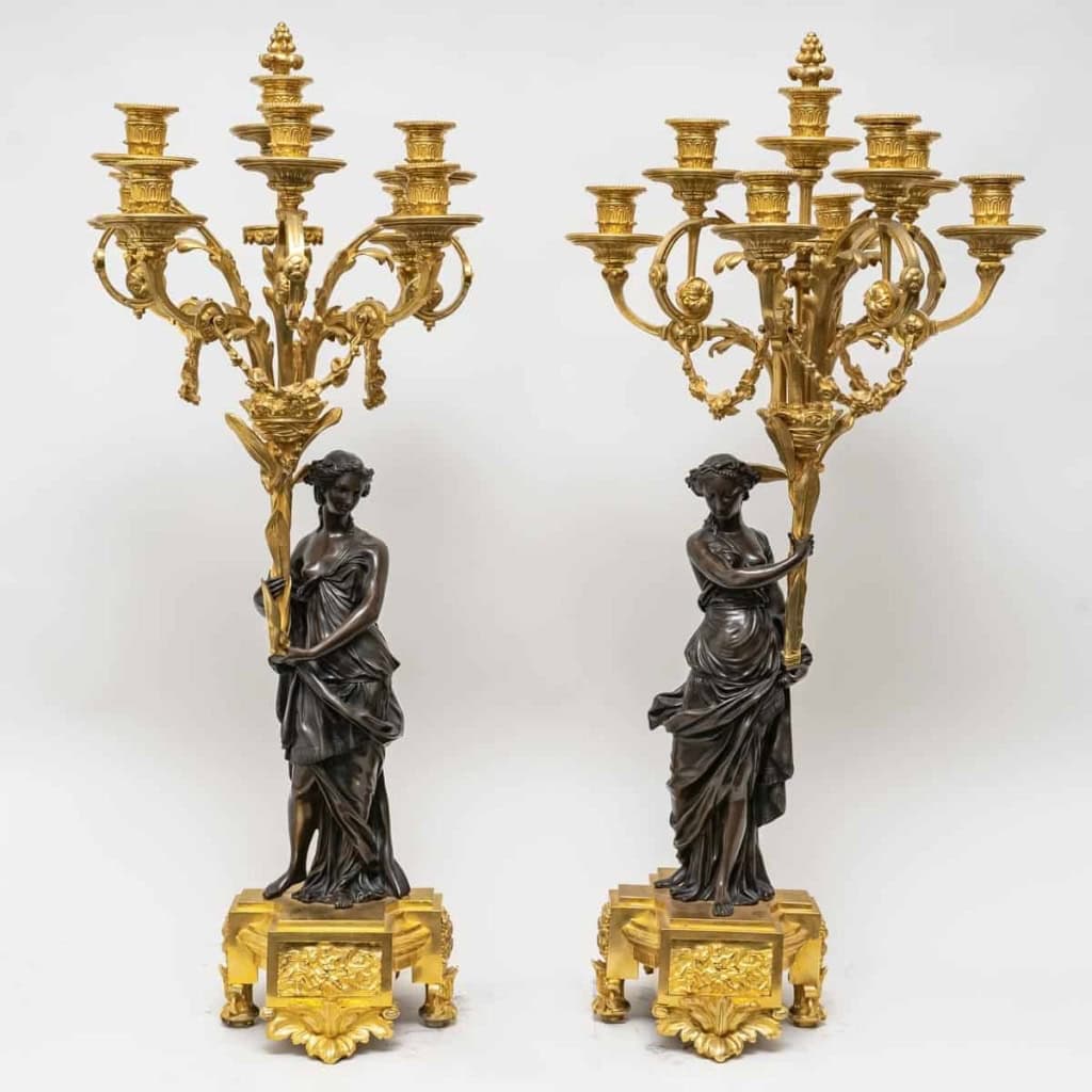 Grande garniture de cheminée, en bronze doré et patiné par Henri PICARD, Paris, Circa 1870 Grande garniture de cheminée, en bronze doré et patiné par Henri PICARD, Paris, Circa 1870