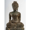 Bouddha en bronze, assis en position de la prise de la terre à témoin ou vainqueur de Mâra, fin 17ème ou début 18ème. Bouddha en bronze, assis en position de la prise de la terre à témoin ou vainqueur de Mâra, fin 17ème ou début 18ème.