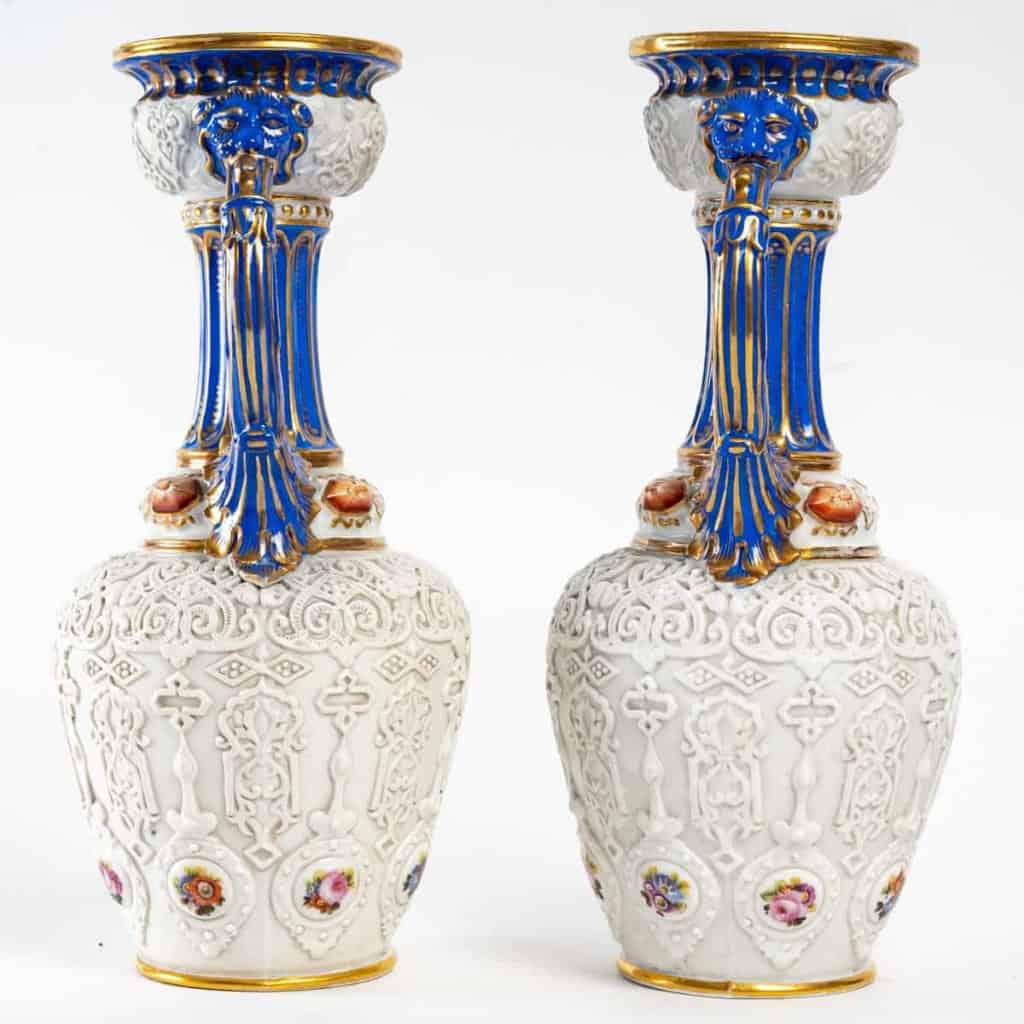 Paire de vases de Jacob Petit, XIXème siècle Paire de vases de Jacob Petit, XIXème siècle