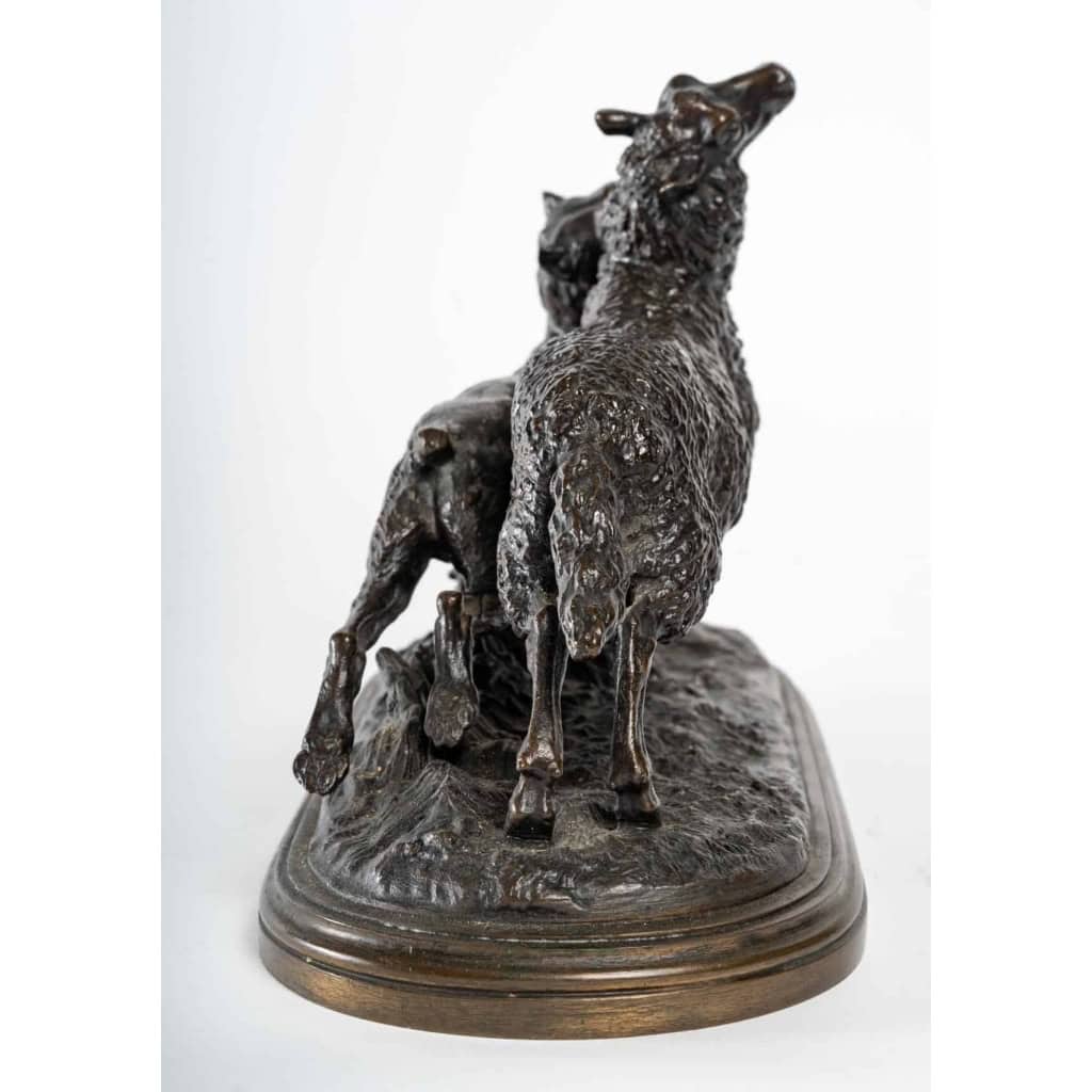 "Chien attaquant un mouton", bronze signée Isidore Bonheur, XIXème siècle "Chien attaquant un mouton", bronze signée Isidore Bonheur, XIXème siècle