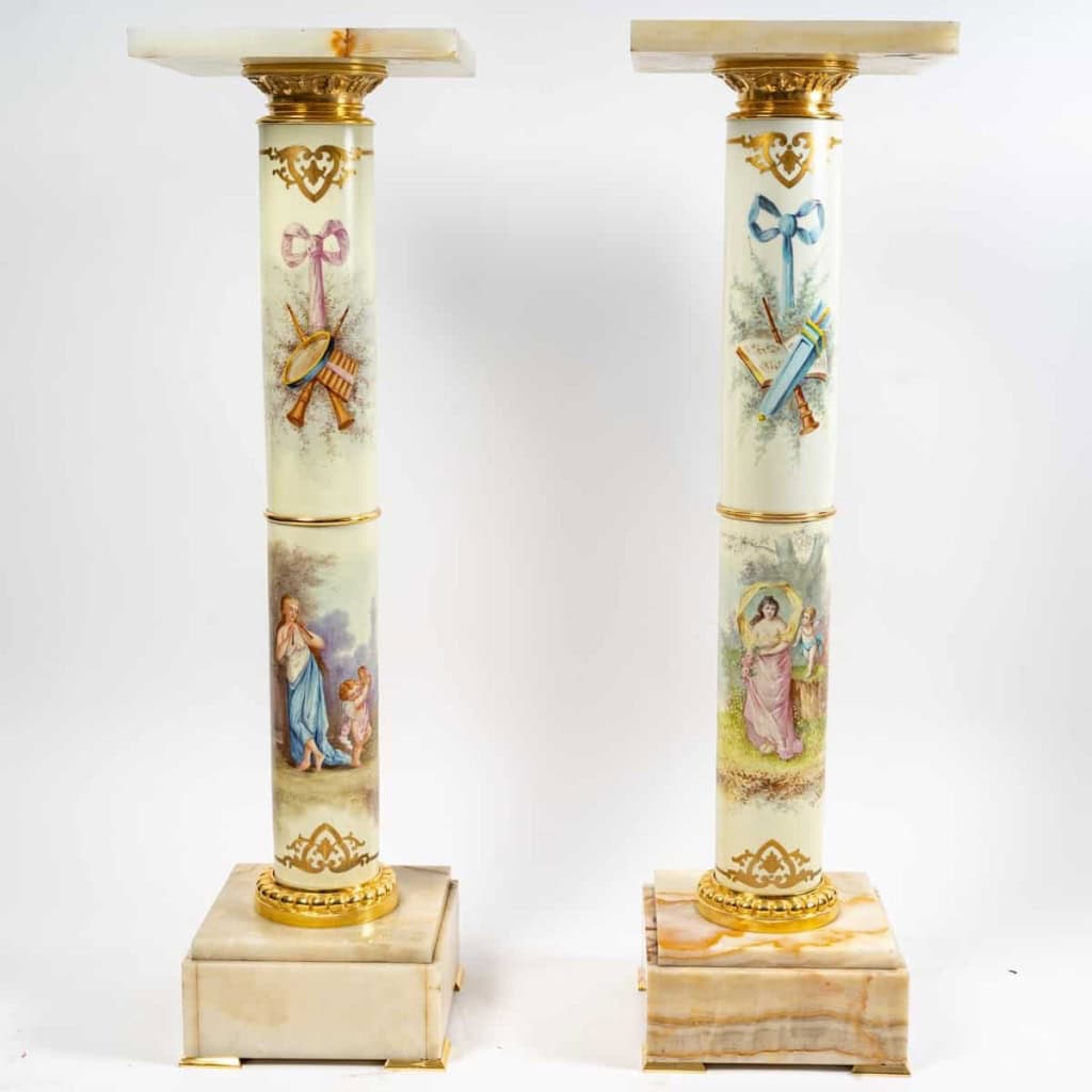 Exceptionnelle paire de Colonnes en Porcelaine style Sèvres, XIXème siècle |||||||||||