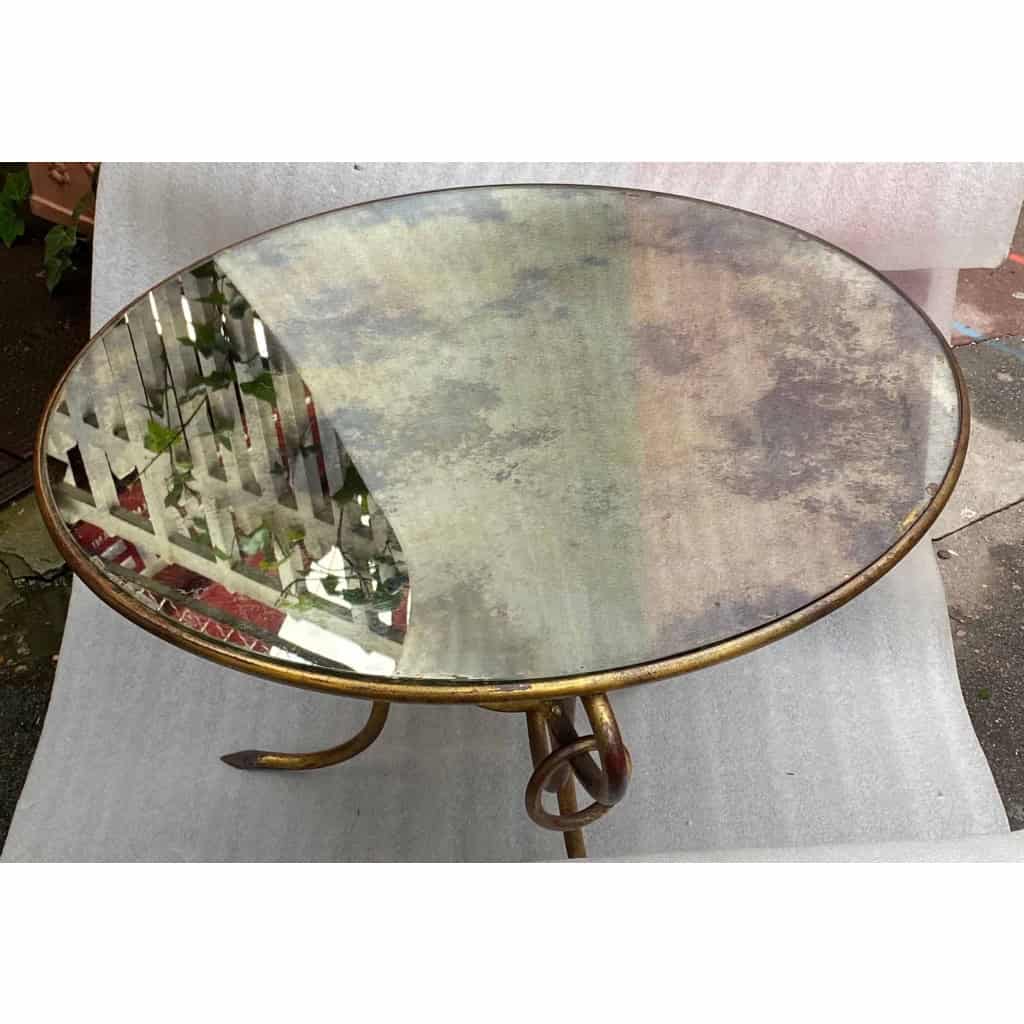 1940′ Table Basse Fer Battu Doré ,Entrelacs /René Drouet Diamètre: 90 Hauteur: 53 cm Ou René Prou/ Maison Franck Anvers 1940′ Table Basse Fer Battu Doré ,Entrelacs /René Drouet Diamètre: 90 Hauteur: 53 cm Ou René Prou/ Maison Franck Anvers