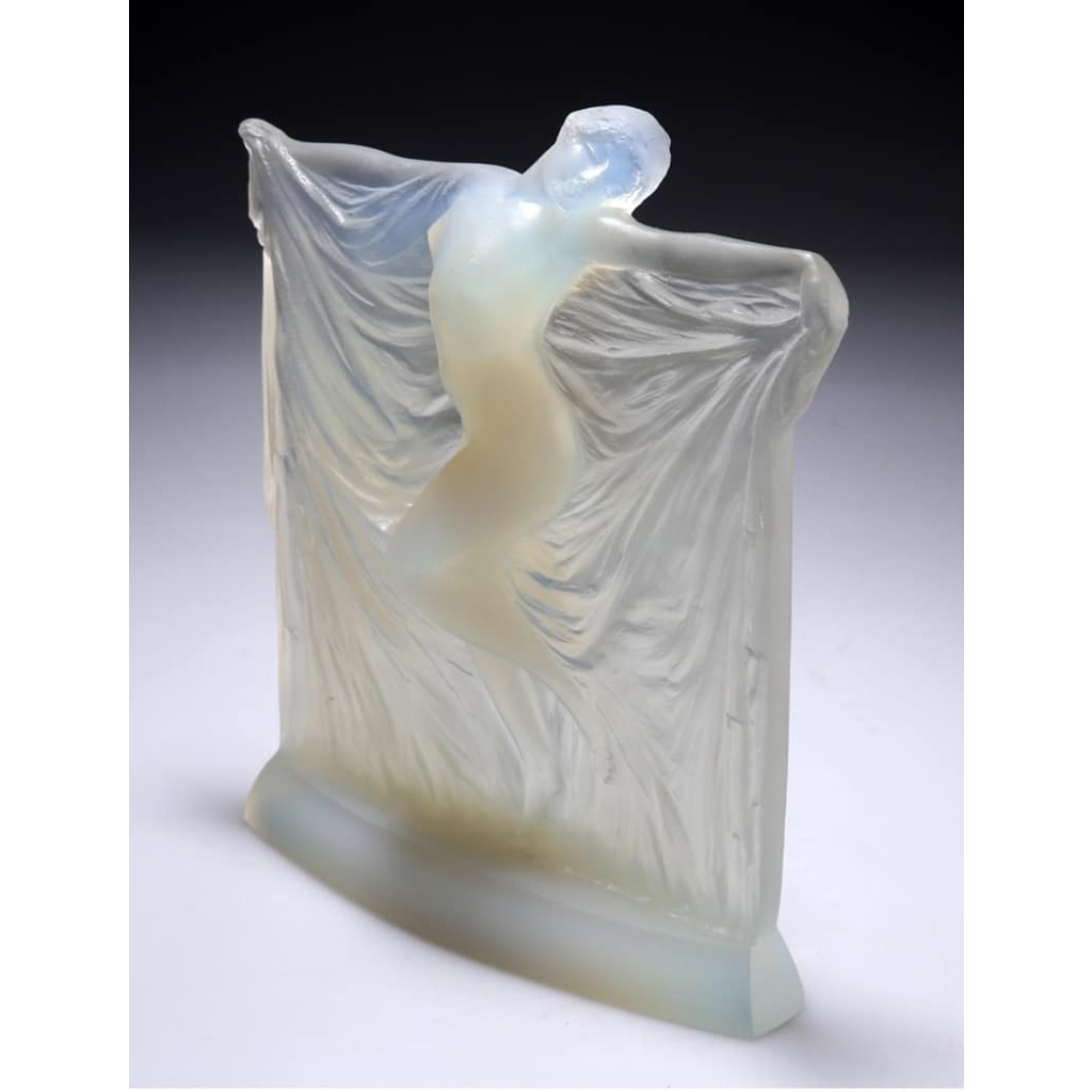 R.Lalique : Statuette "THAIS" Opalescente,1925 R.Lalique : Statuette "THAIS" Opalescente,1925