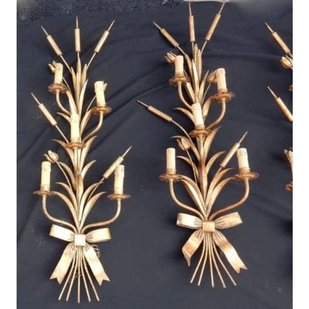 1970′ Série De 7 Appliques Aux Roseaux En Fer Doré Par Hans Kogl Pour Maison Jansen 5 Ampoules H 104 cm 1970′ Série De 7 Appliques Aux Roseaux En Fer Doré Par Hans Kogl Pour Maison Jansen 5 Ampoules H 104 cm