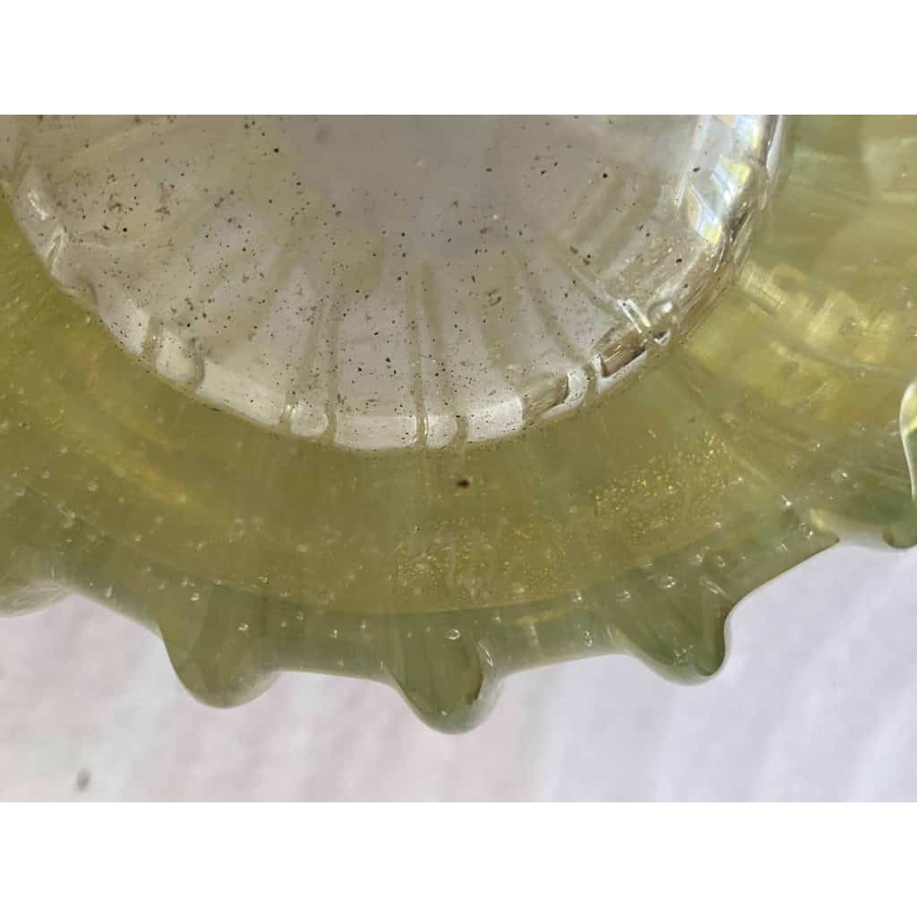 1970′ Vase de Murano Avec Bulles et Inclusions d’Or, Cristal Vert Opalescent , Signé Murano Toso 1970′ Vase de Murano Avec Bulles et Inclusions d’Or, Cristal Vert Opalescent , Signé Murano Toso