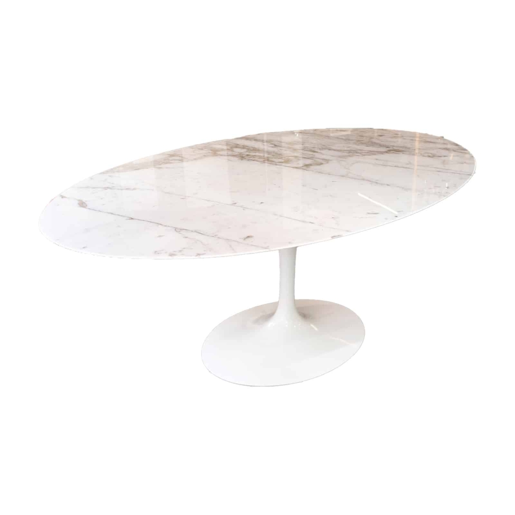 Eero Saarinen pour Knoll : Table « Tulip ovale » en marbre calacatta oro |||||||