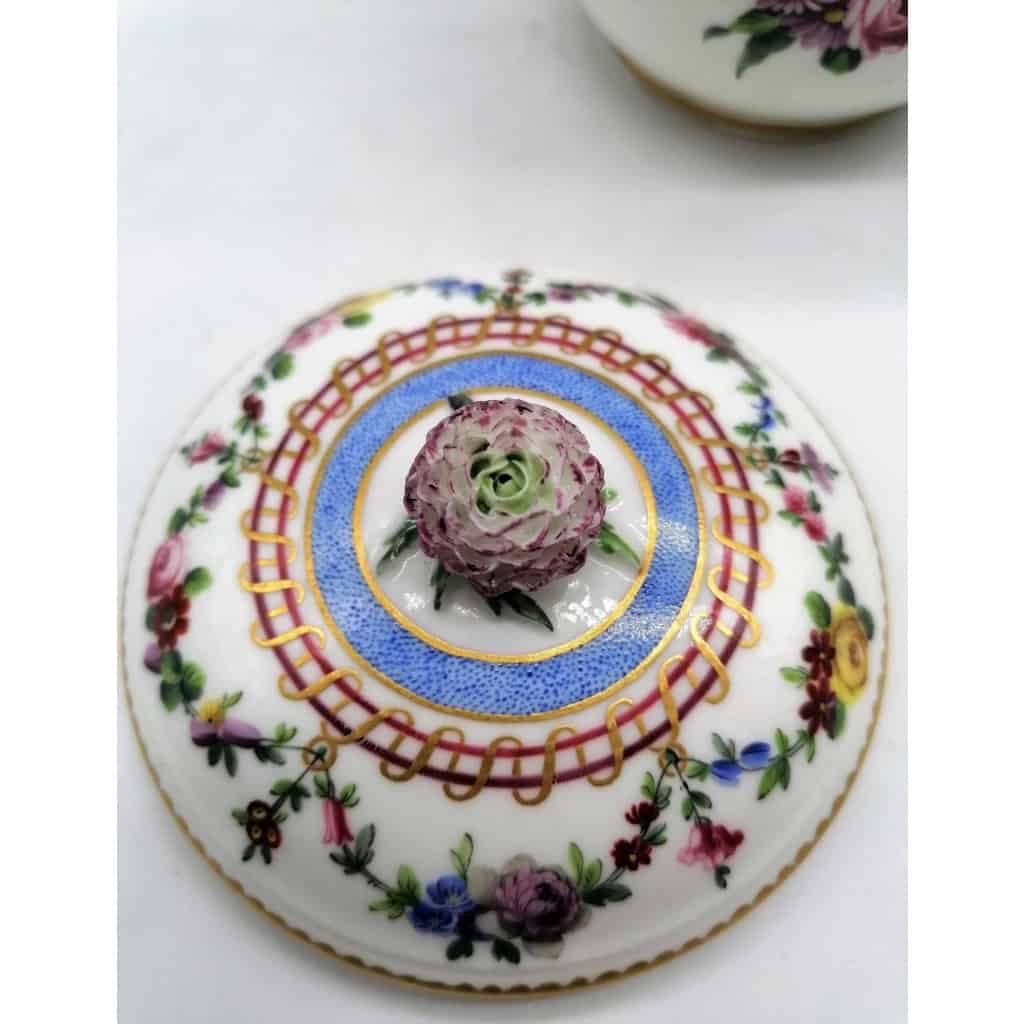 Sucrier Bouret En Porcelaine Tendre Sevres XVIIIème Sucrier Bouret En Porcelaine Tendre Sevres XVIIIème