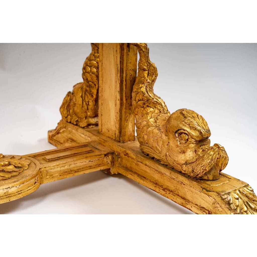 Chevalet en bois doré et sculpté, XXème siècle Chevalet en bois doré et sculpté, XXème siècle