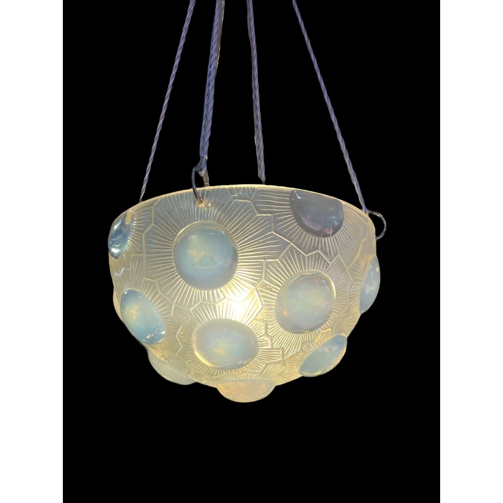 Suspension Plafonnier "Soleil" verre opalescent de René LALIQUE ||||||