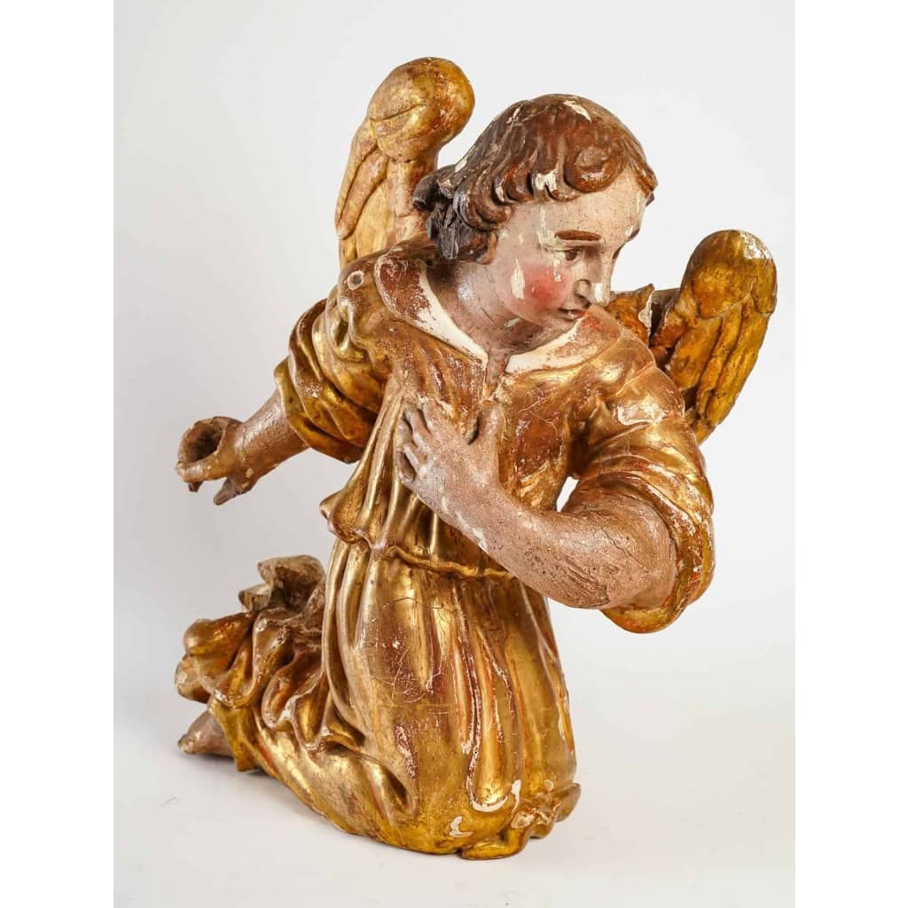 Ange en bois sculpté du XVIIIème siècle |||||||