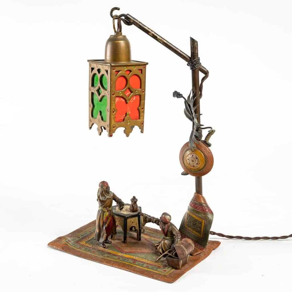 Lampe en bronze de Vienne, XIXème siècle |||||||||||