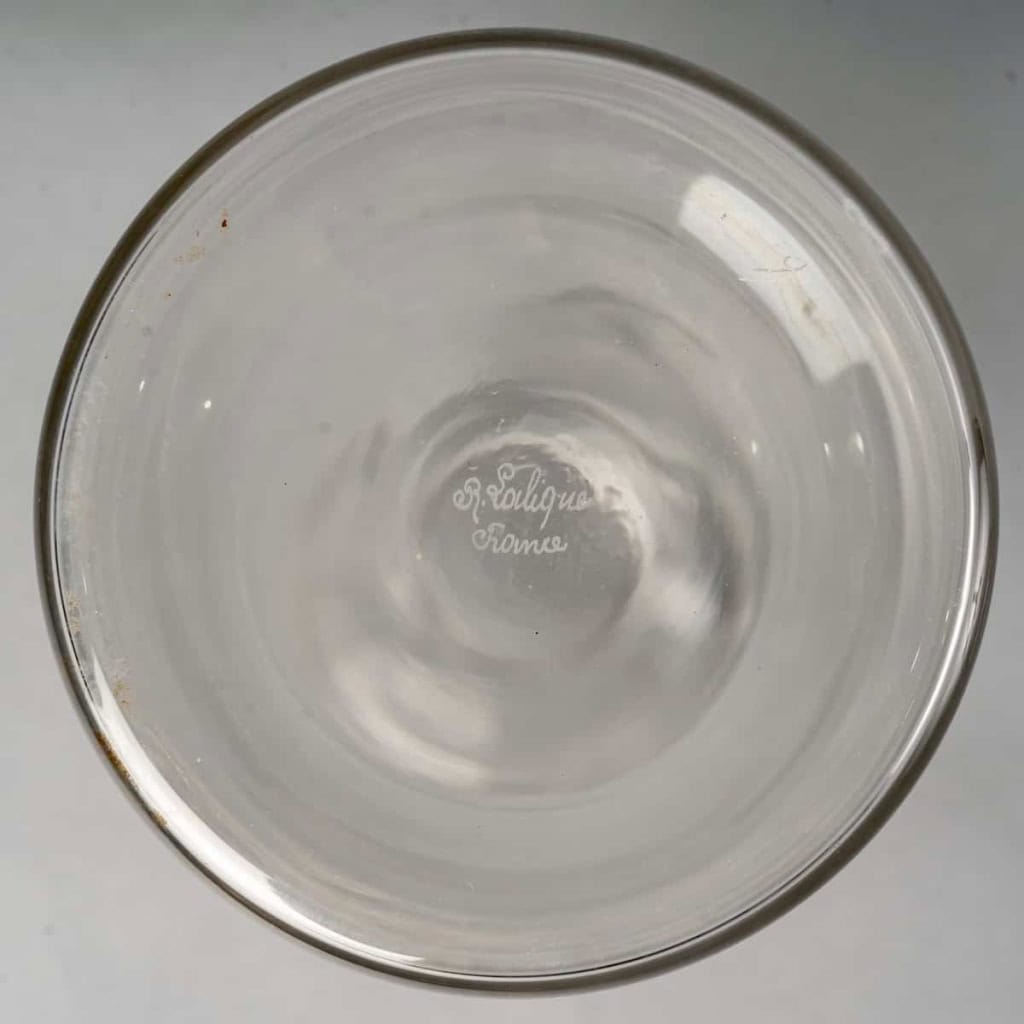 Service "Savergne" verre blanc de René LALIQUE - 34 Pièces Service "Savergne" verre blanc de René LALIQUE - 34 Pièces