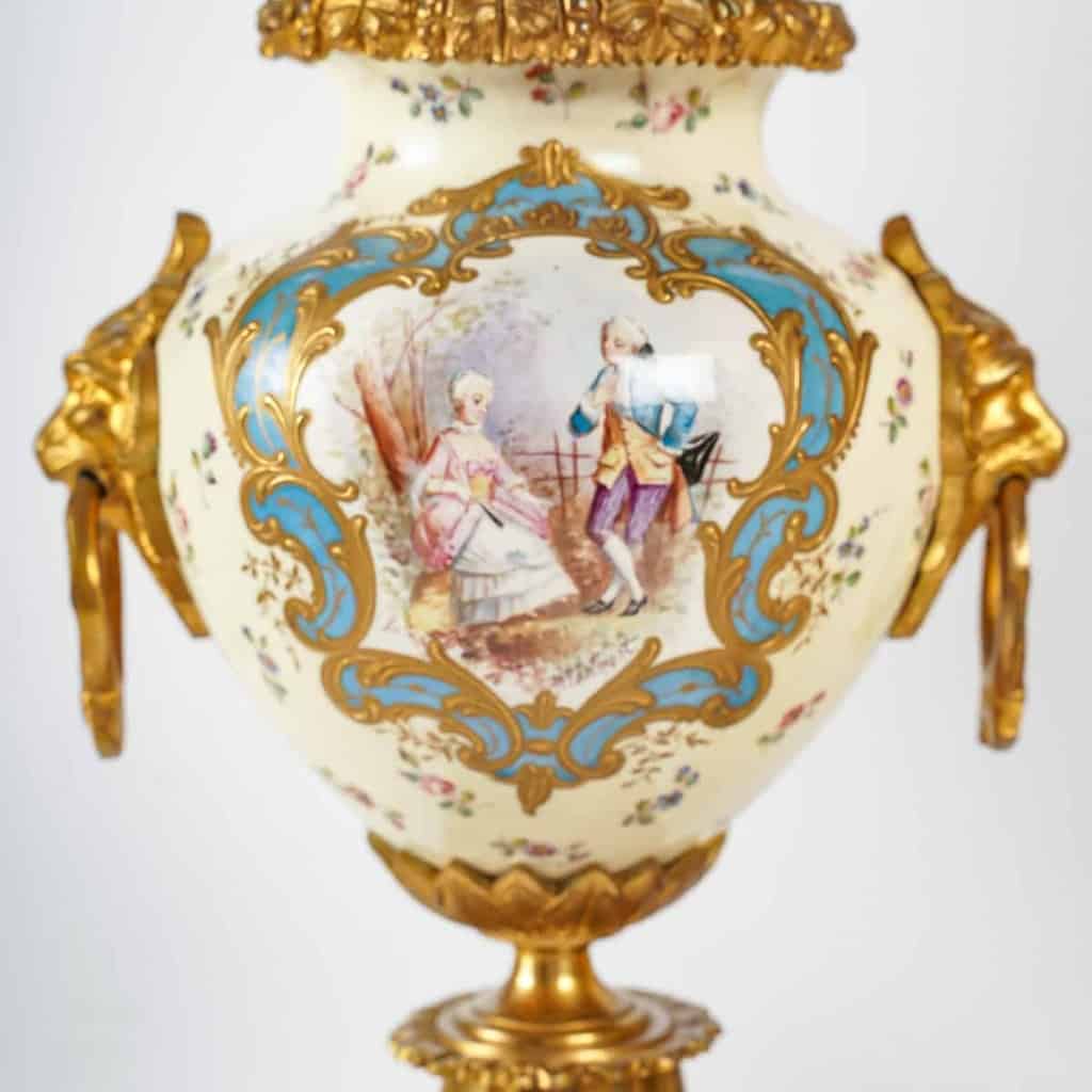 Garniture de cheminée, Napoléon III, XIXème siècle Garniture de cheminée, Napoléon III, XIXème siècle