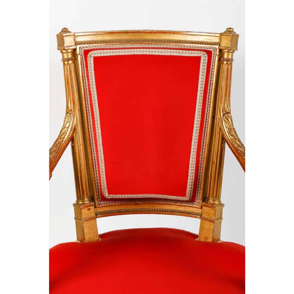 Fauteuils rouges style directoire, Début XXème siècle Fauteuils rouges style directoire, Début XXème siècle