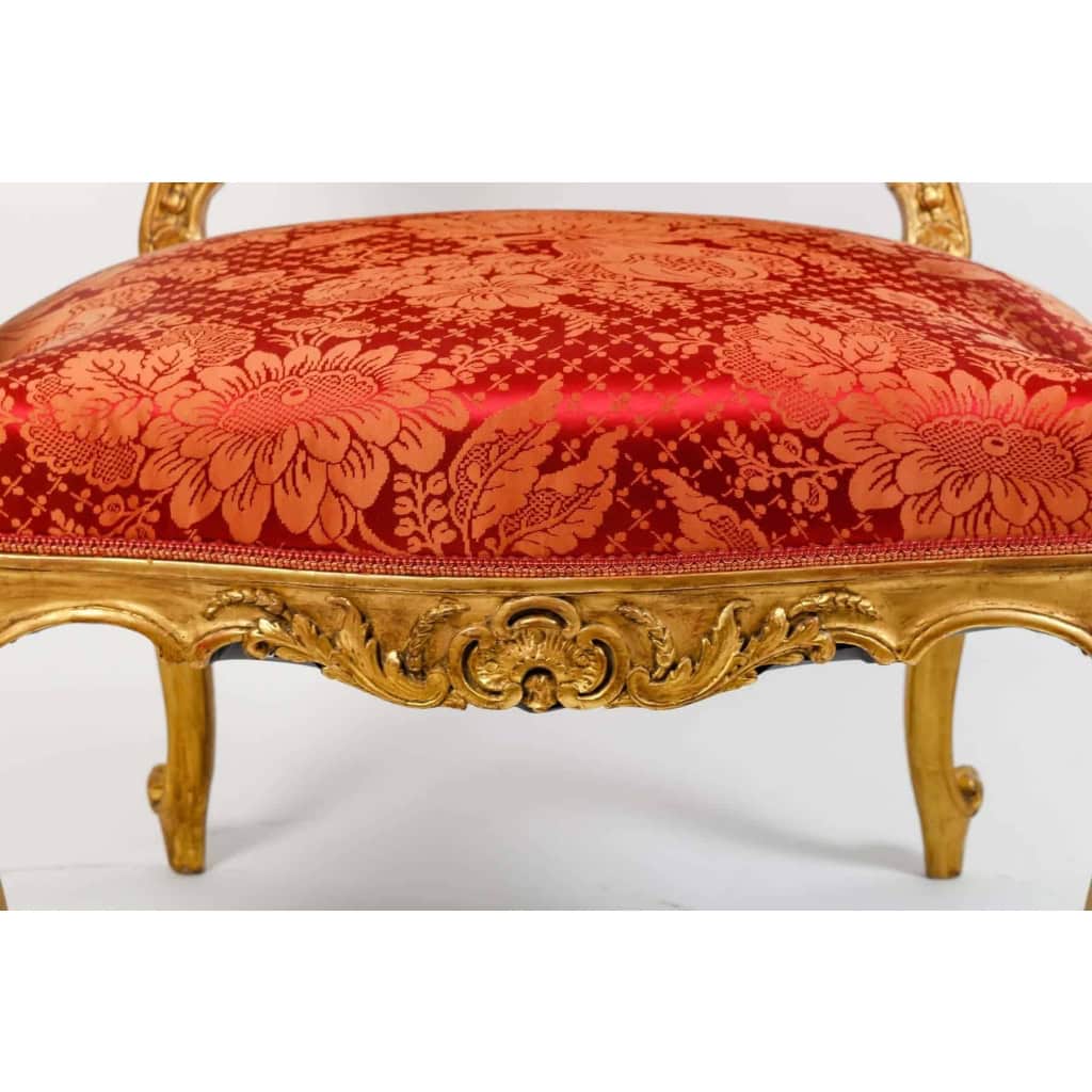 Paire de fauteuils rouges style Louis XV, fin XIXème siècle Paire de fauteuils rouges style Louis XV, fin XIXème siècle