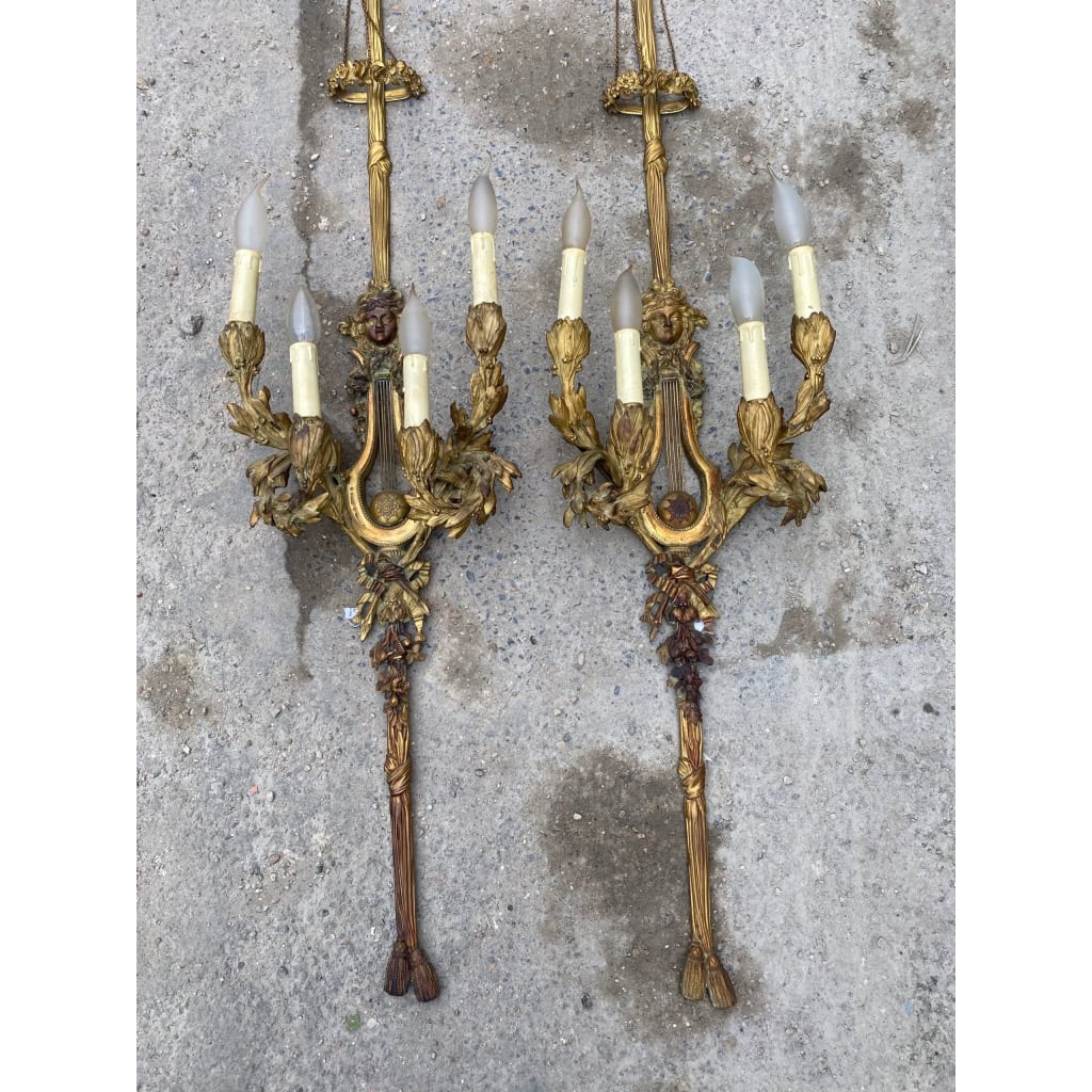 1890/1900′ Paire d’appliques Style Louis 16 Bronze Doré d’aprés Gouthiere 1890/1900′ Paire d’appliques Style Louis 16 Bronze Doré d’aprés Gouthiere