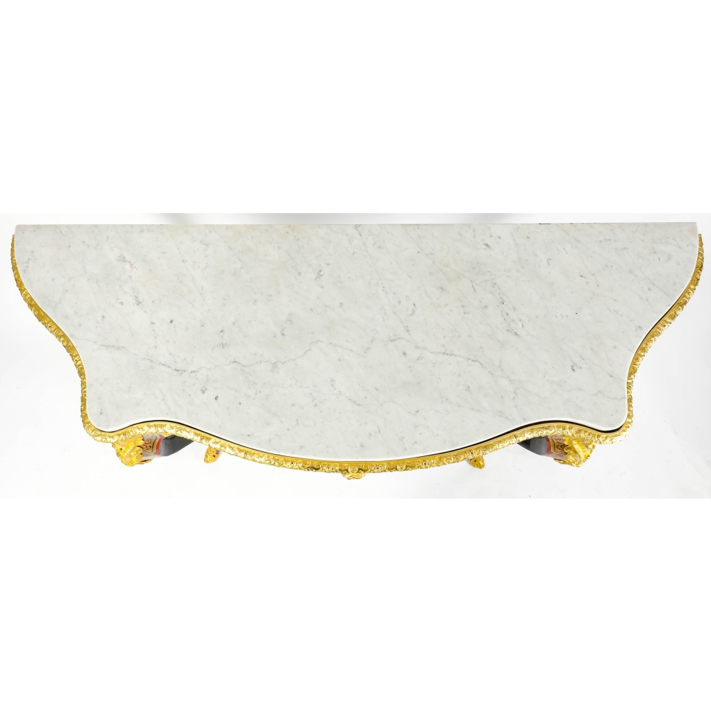 Importante Console en marqueterie dite Boulle et dessus en marbre blanc de Carrare Importante Console en marqueterie dite Boulle et dessus en marbre blanc de Carrare