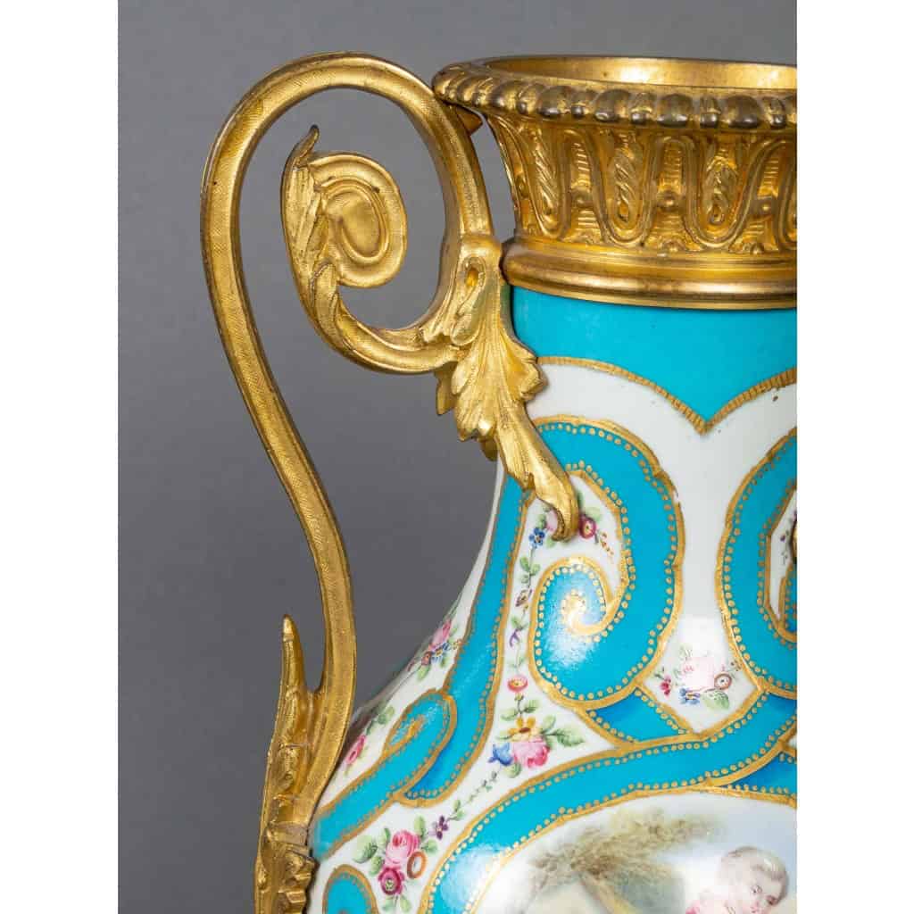 Vase style Sèvres, Louis XVI Vase style Sèvres, Louis XVI