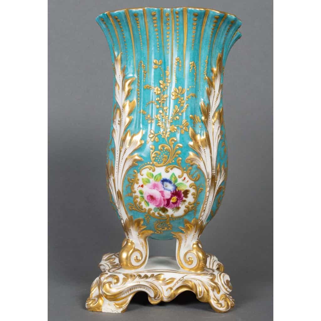 Porcelaine de Paris, attribué à Jacob Petit, moitié XIXème siècle Porcelaine de Paris, attribué à Jacob Petit, moitié XIXème siècle