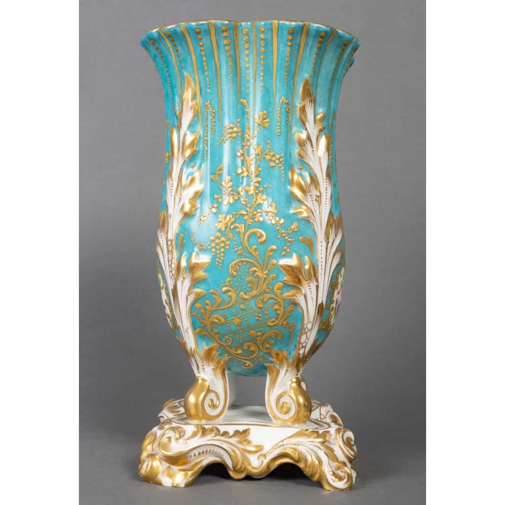 Porcelaine de Paris, attribué à Jacob Petit, moitié XIXème siècle Porcelaine de Paris, attribué à Jacob Petit, moitié XIXème siècle