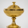 Paire de Brûle-Parfums ou pots-pourris en bronze finement ciselé et doré époque Empire circa 1810 Paire de Brûle-Parfums ou pots-pourris en bronze finement ciselé et doré époque Empire circa 1810