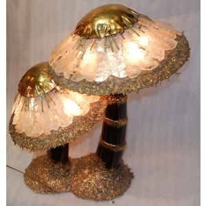 1970′Lampe Aux 2 Champignons Éclairante En Laiton Avec Gypse Imitant le Cristal De Roche Style Duval Brasseur, Faure, Fernandez ||||||||||||||||