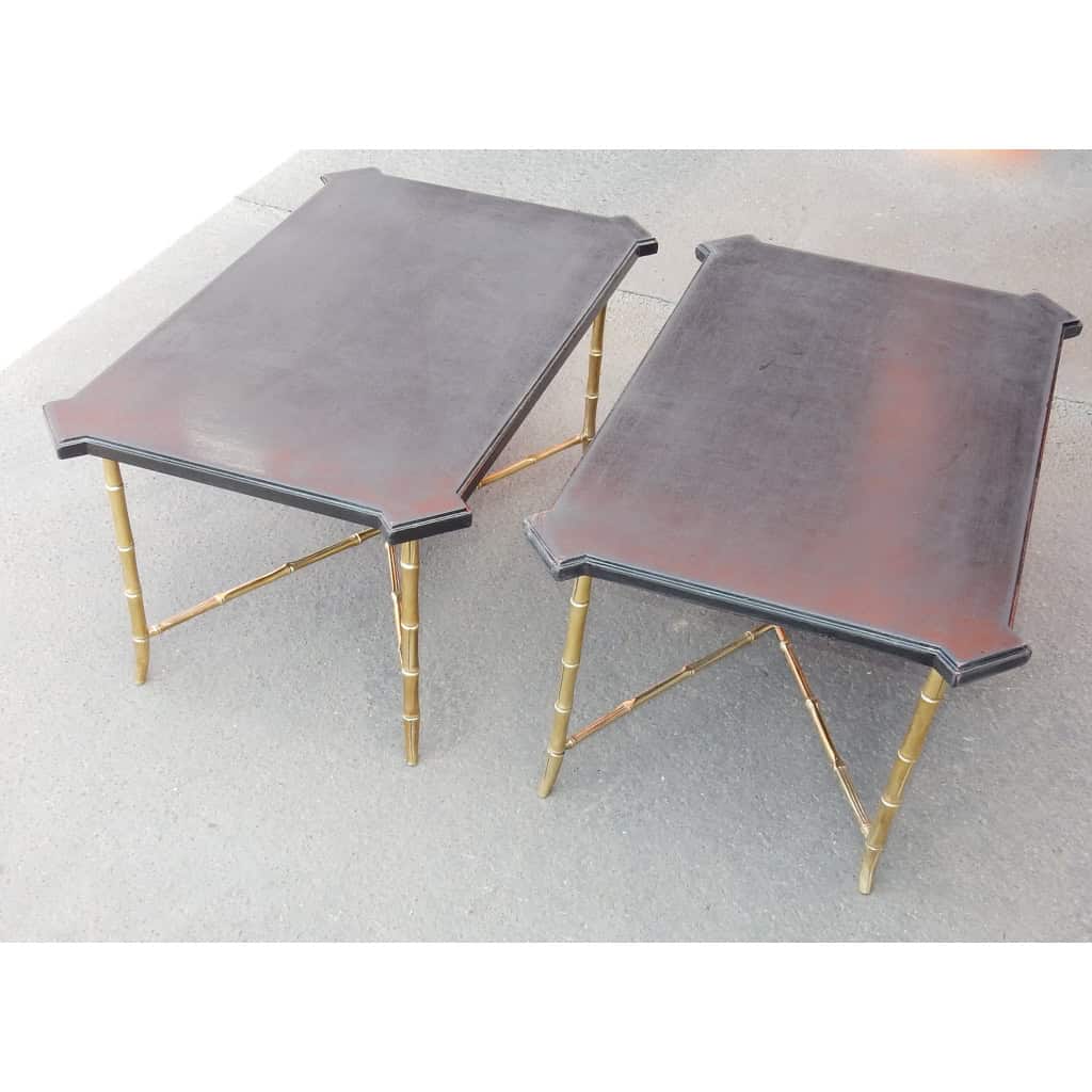 1950/70′ Paire de Bouts de Canapés Bronze Modèle Bambou Plateau Laque de Chine Style Maison Jansen 1950/70′ Paire de Bouts de Canapés Bronze Modèle Bambou Plateau Laque de Chine Style Maison Jansen