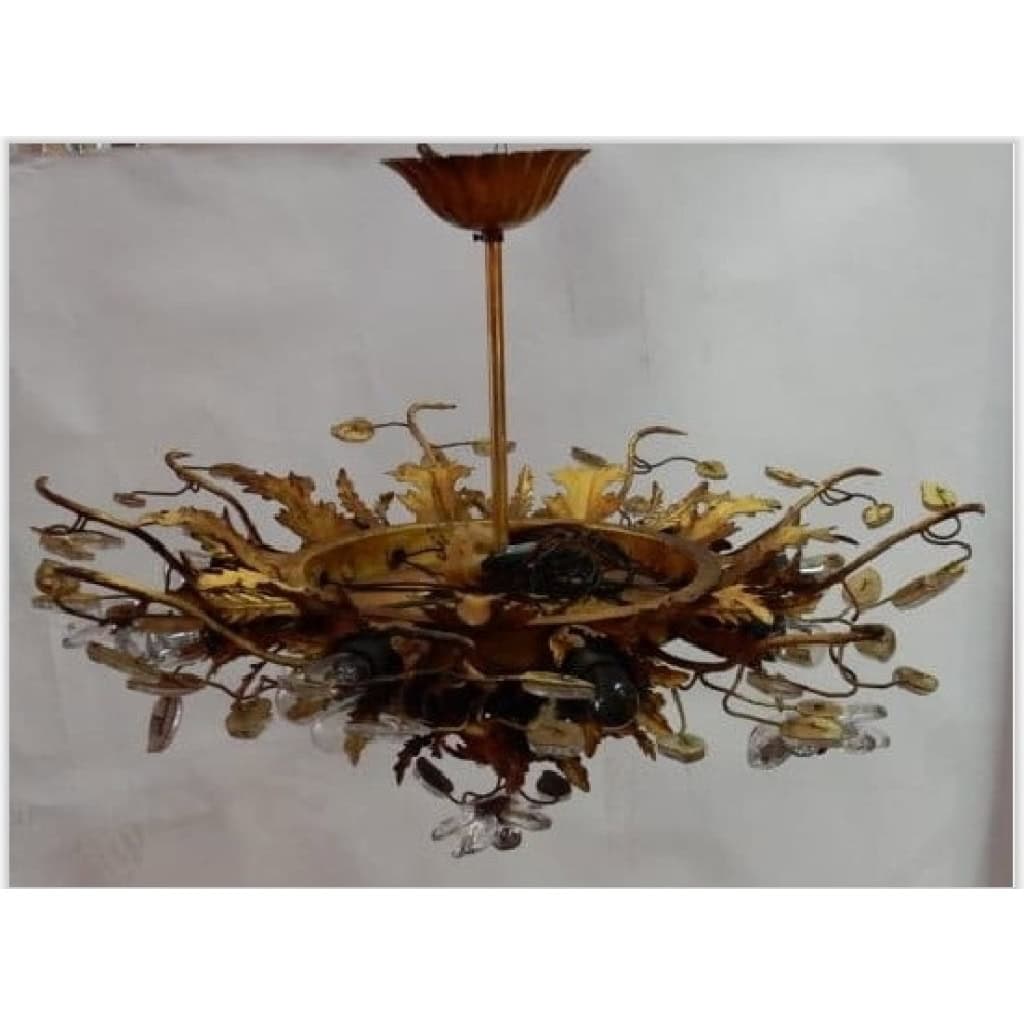 1970′ Plafonnier ou Applique à Décor de Fleurs et Feuilles en Métal Doré Style Maison Baguès Feuilles en Verre 15 Ampoules 1970′ Plafonnier ou Applique à Décor de Fleurs et Feuilles en Métal Doré Style Maison Baguès Feuilles en Verre 15 Ampoules