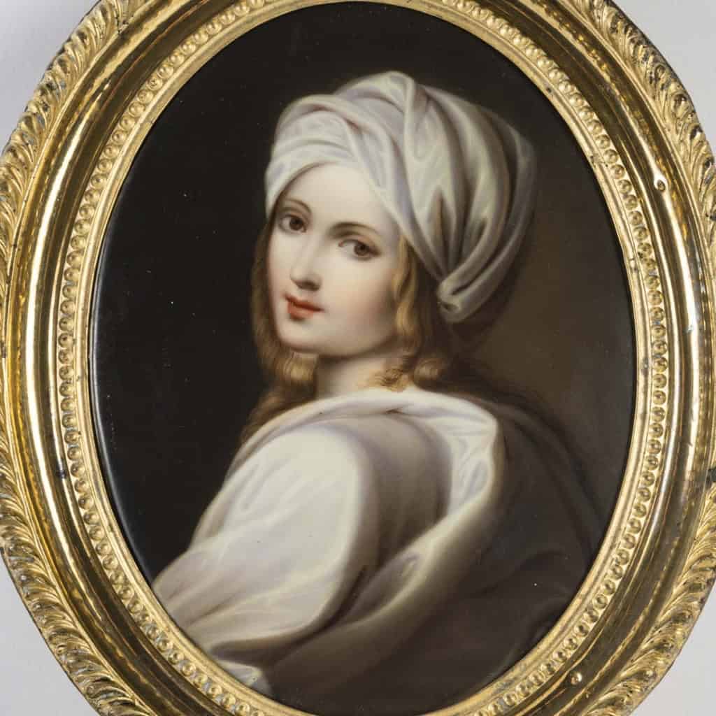 Miniature peinte sur porcelaine d'après Guido Reni : Portrait de Béatrice Cenci, travail français du XIXe siècle Miniature peinte sur porcelaine d'après Guido Reni : Portrait de Béatrice Cenci, travail français du XIXe siècle