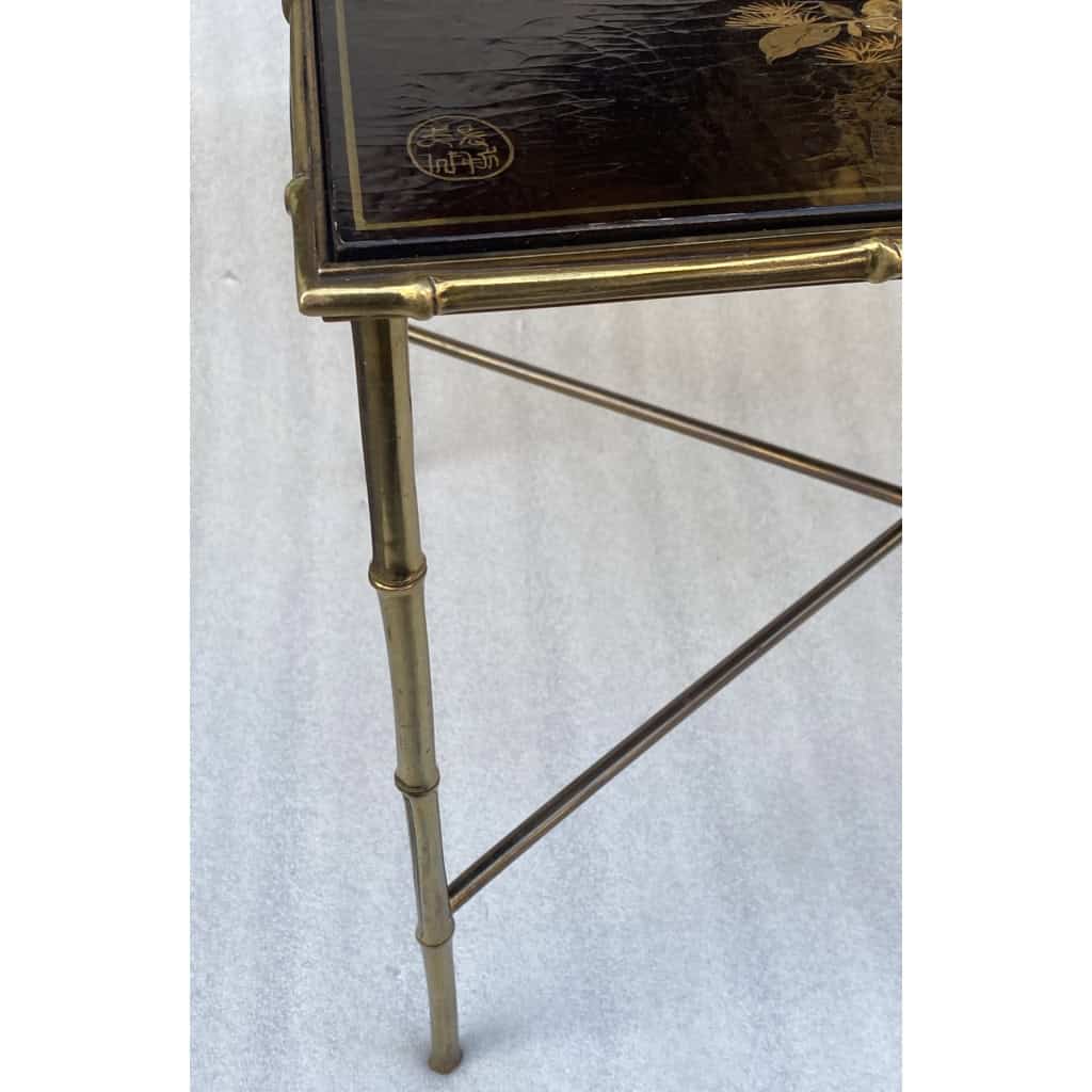 1950′ Table Maison Baguès Ou Maison Jansen Décor Bambou en Bronze Doré Avec Plateau Laque de Chine Aux Oiseaux Et Fleurs 1950′ Table Maison Baguès Ou Maison Jansen Décor Bambou en Bronze Doré Avec Plateau Laque de Chine Aux Oiseaux Et Fleurs