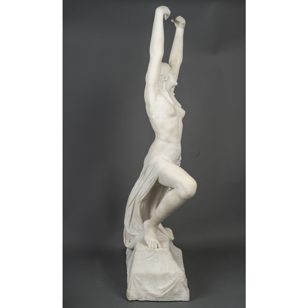 Alfredo Morelli - Danseuse égyptienne, Sculpture De 92 Cm En Marbre Blanc De Carrare, Art Déco Alfredo Morelli - Danseuse égyptienne, Sculpture De 92 Cm En Marbre Blanc De Carrare, Art Déco