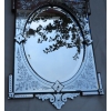 1900′ Miroir Vénitien à Cartouches, Ovale Biseauté 1900′ Miroir Vénitien à Cartouches, Ovale Biseauté