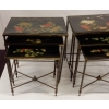 1970' Paire de Séries de 3 Tables Gigognes Style Maison Baguès Décor Bambou en Bronze Doré Plateaux Laque de Chine Noire Décor de Fleurs Avec Oiseaux 1970' Paire de Séries de 3 Tables Gigognes Style Maison Baguès Décor Bambou en Bronze Doré Plateaux Laque de Chine Noire Décor de Fleurs Avec Oiseaux