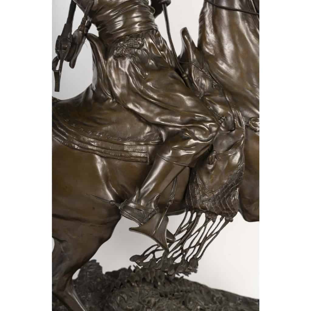 Pierre-jules Mêne - Fauconnier Arabe A Cheval, Sculpture En Bronze De Cavalier Orientaliste Pierre-jules Mêne - Fauconnier Arabe A Cheval, Sculpture En Bronze De Cavalier Orientaliste