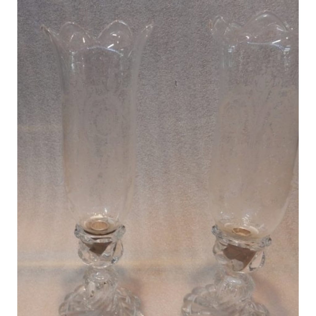 1950/70 Paire de Bougeoirs En Cristal Photophores Baccarat Modèle Tors Signés 1950/70 Paire de Bougeoirs En Cristal Photophores Baccarat Modèle Tors Signés