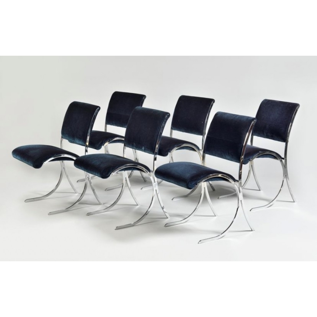 Suite de six chaises des années 1970 ||