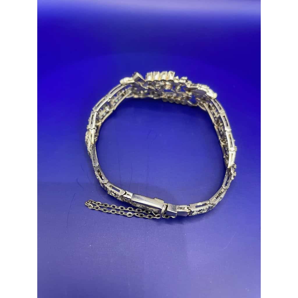 Bracelet souple floral platine diamants brillant et 8x8. 