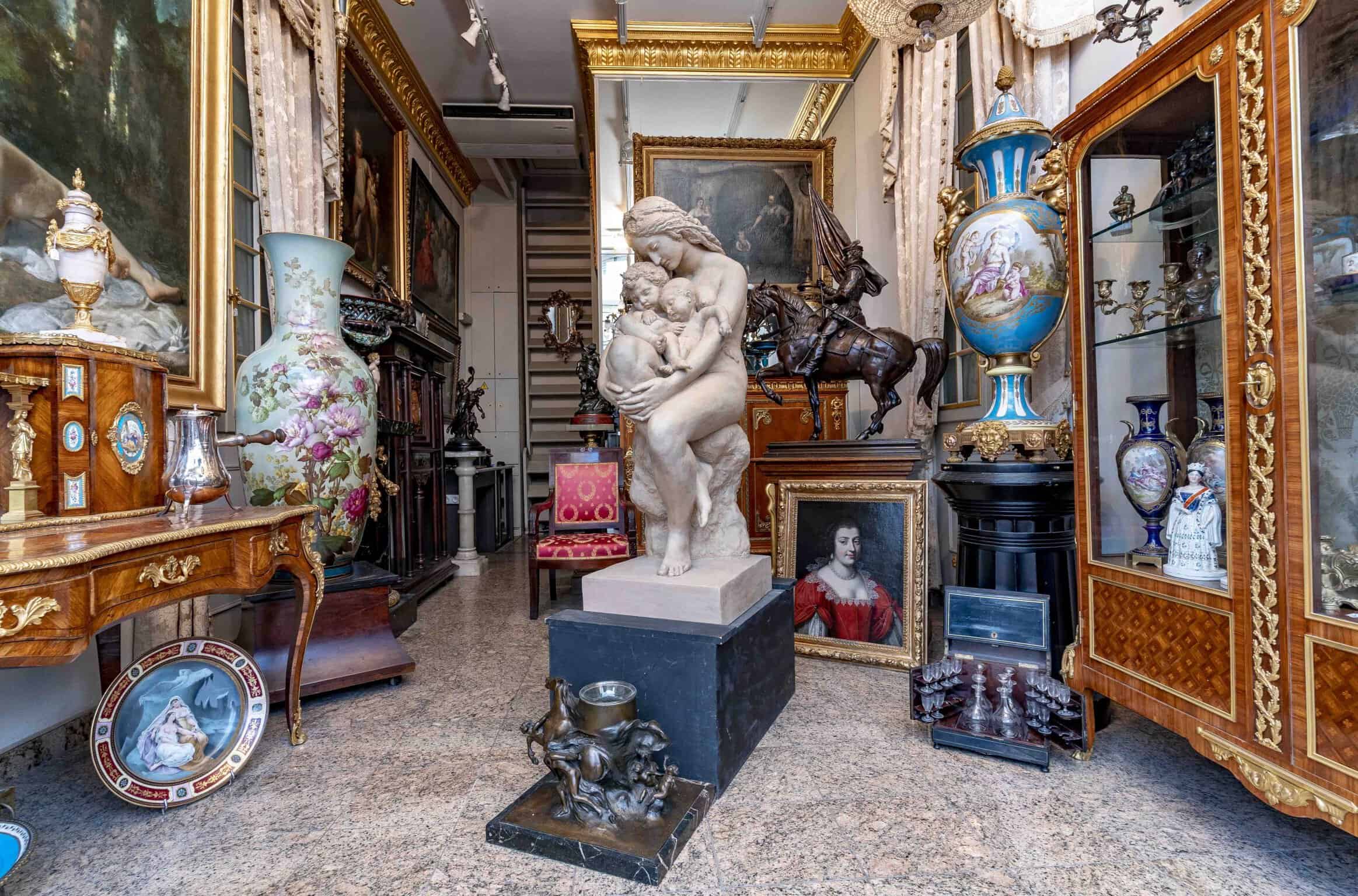 Versailles Antiques