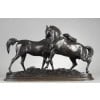 Sculpture - Groupe De Chevaux Arabes "Accolade" , Pierre-Jules Mêne (1810-1879) ​​​​​​​- Bronze 