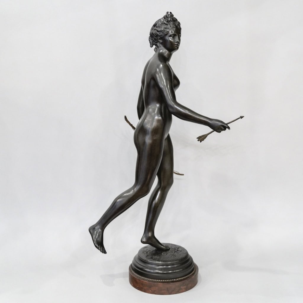 Sculpture - "Diane Chasseresse" , Jean - Antoine Houdon (1741-1828) - Bronze 