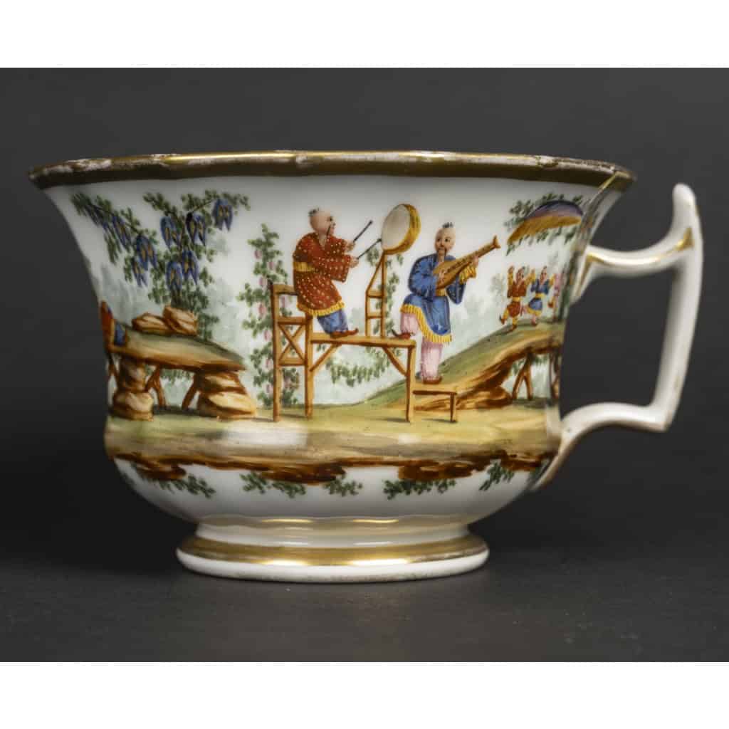 Tasse porcelaine de Paris, 1880 