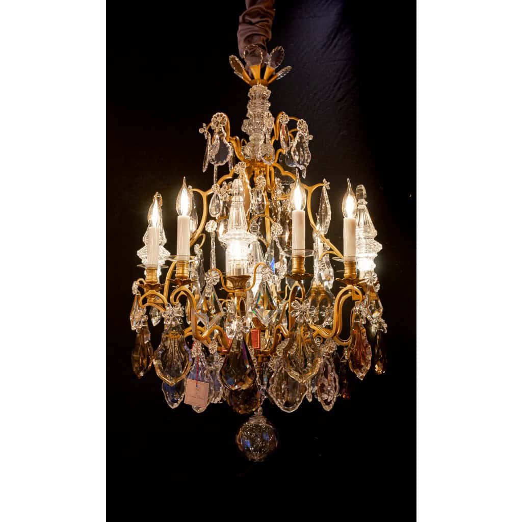 Lustre de style Louis XV en bronze doré et décor de cristal taillé signé par les Cristalleries de Baccarat vers 1890 