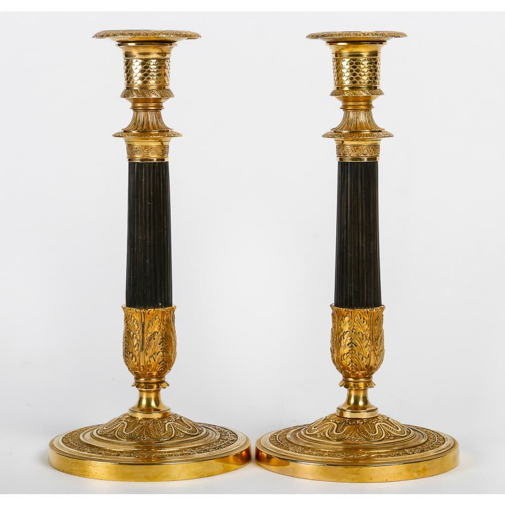 Paire de Bougeoirs montés en lampes d’époque Empire en Bronze Patiné et Doré vers 1810 