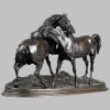 Sculpture - Groupe De Chevaux Arabes "Accolade" , Pierre-Jules Mêne (1810-1879) ​​​​​​​- Bronze 