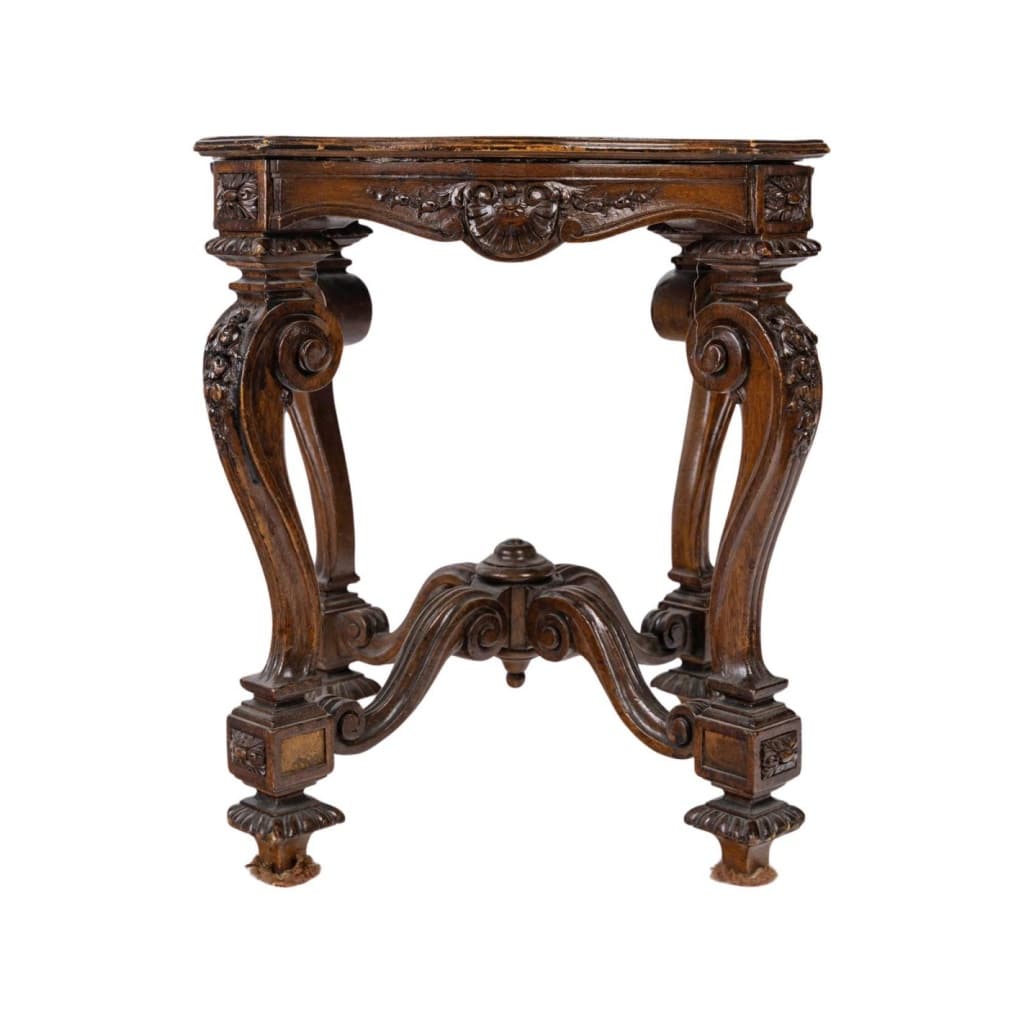 Présentoir en bois sculpté de style Louis XV, XIXème siècle. 