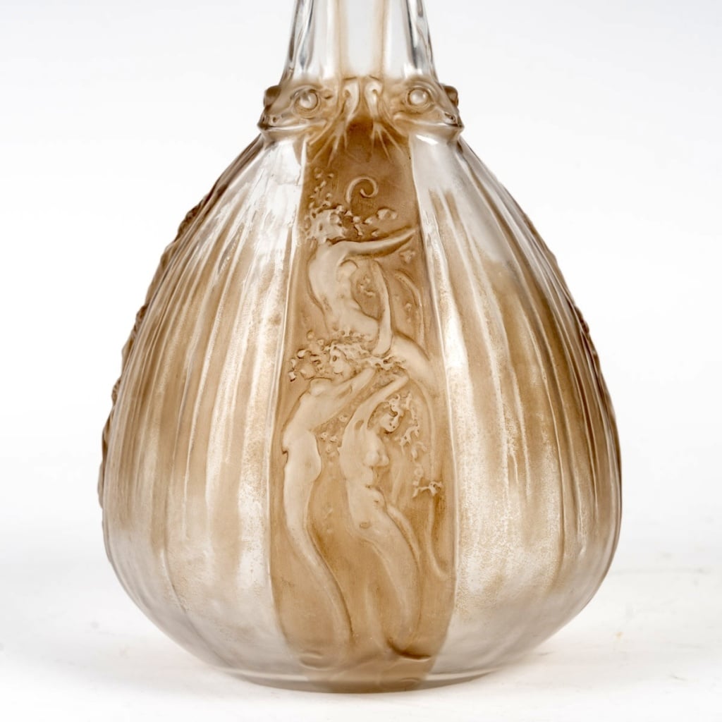 1911 René Lalique - Carafe Sirènes Et Grenouilles Verre Blanc Patiné Sépia 