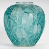 1919 René Lalique - Vase Perruches Verre Blanc Patiné Turquoise 