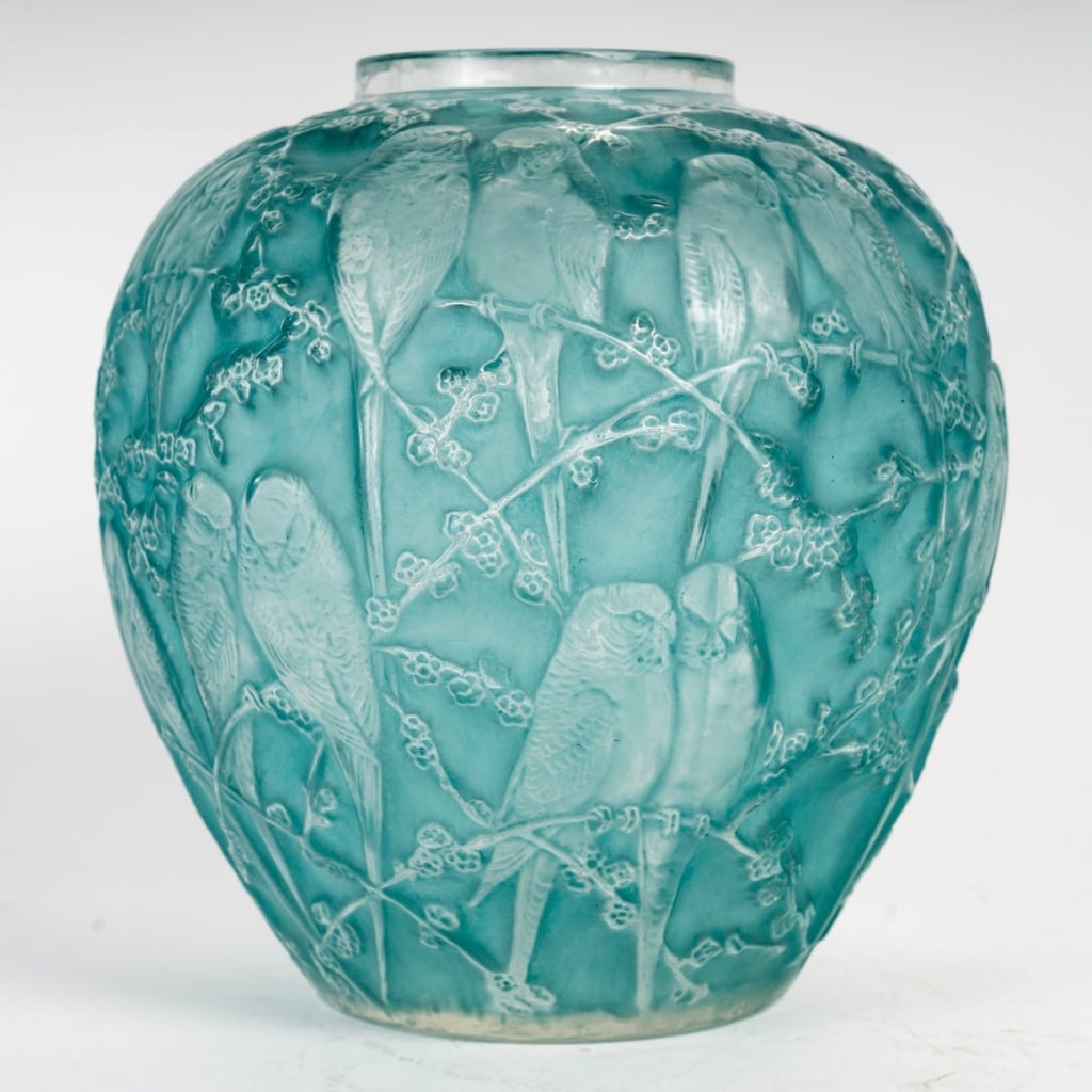 1919 René Lalique - Vase Perruches Verre Blanc Patiné Turquoise 